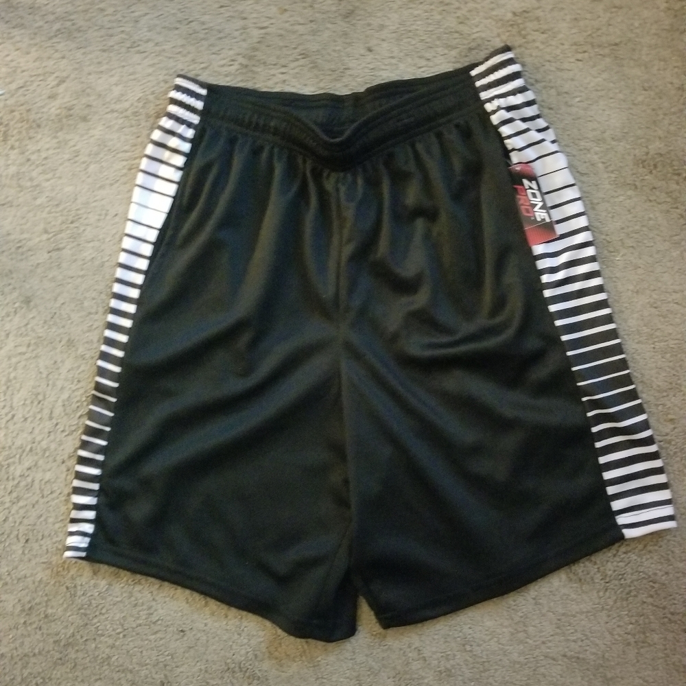 NWT BLACK PRO ZONE SPORT MEN`S SHORTS  POCKETS ELA